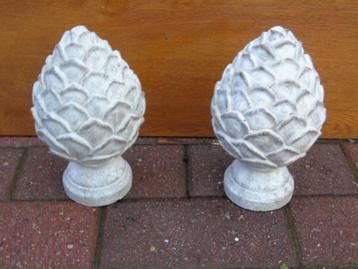 dennenappel, gepatineerde terracottakool, het paar! beschikbaar voor biedingen