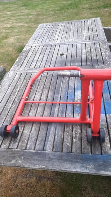 Ducati 748-996-916,  848 enz paddockstand, Motoren, Ophalen