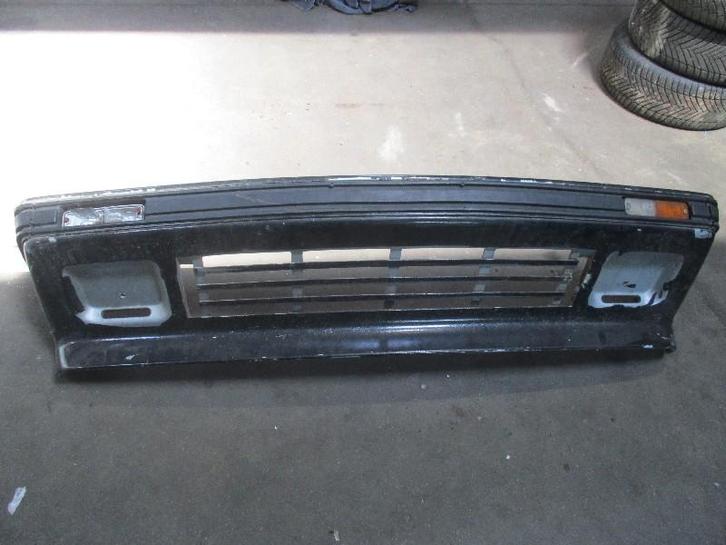 BUMPER VOOR Maserati Biturbo (01-1981/12-1995), Auto-onderdelen, Carrosserie, Bumper, Maserati, Voor, Gebruikt
