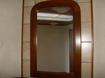 Spiegel in Kerselaar hout - 53 cm x 83 cm   beschikbaar voor biedingen