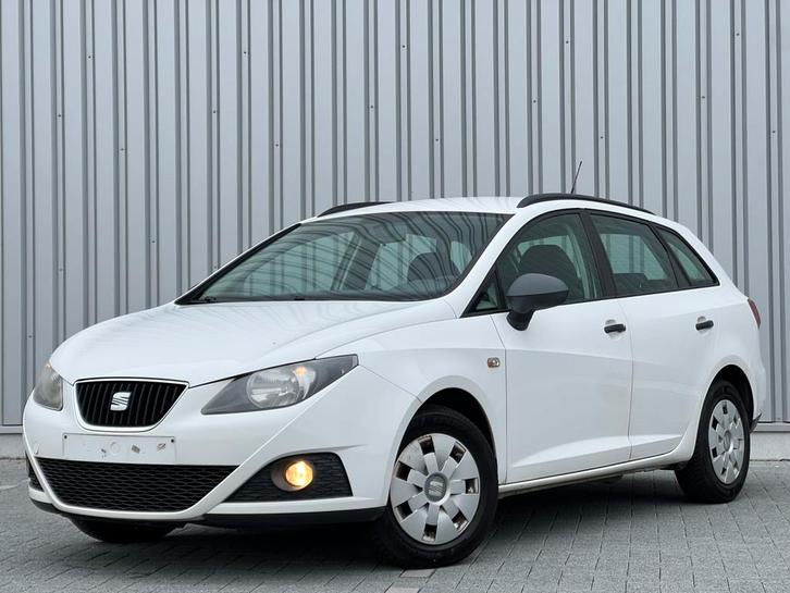 Seat Ibiza ST 1.4 benzine 2011 - Wit, Auto's, Seat, Bedrijf, Te koop, Ibiza, ABS, Airbags, Bochtverlichting, Boordcomputer, Centrale vergrendeling