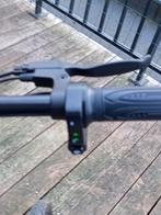 Werkt perfect e step rijd 25 km en de batterij gaat  160 km, Fietsen en Brommers, Steps, Ophalen