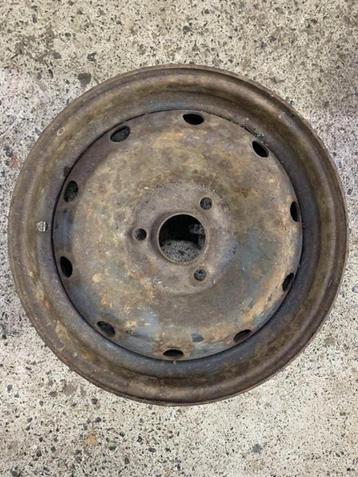 2 roues en tôle 13", 3x98 Citroën Saxo 3 portes 1.1 essence beschikbaar voor biedingen