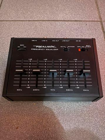 REALISTIC 32-1115, FREQUENCY EQUALIZER, 5 BAND GRAPHIC EQ