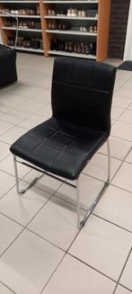 Stoelen, Ophalen