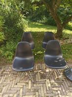Set van 4 Vitra Eames DSR stoelen — origineel, Huis en Inrichting, Stoelen, Kunststof, Zwart, Ophalen of Verzenden, Zo goed als nieuw
