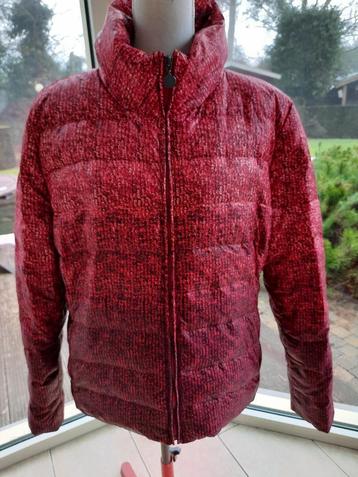 Mooie jas/anorak SARANDI - XXL beschikbaar voor biedingen