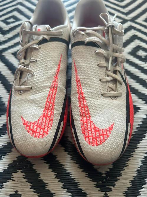 Nike Phantom GT2 Elite, Sport en Fitness, Voetbal, Zo goed als nieuw, Schoenen, Ophalen of Verzenden