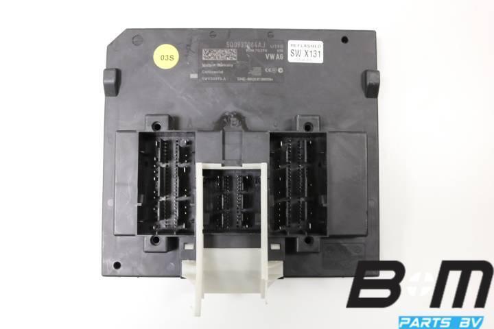 BCM Audi A3 8V Sportback E - tron 5Q0937084AJ, Auto-onderdelen, Elektronica en Kabels, Gebruikt