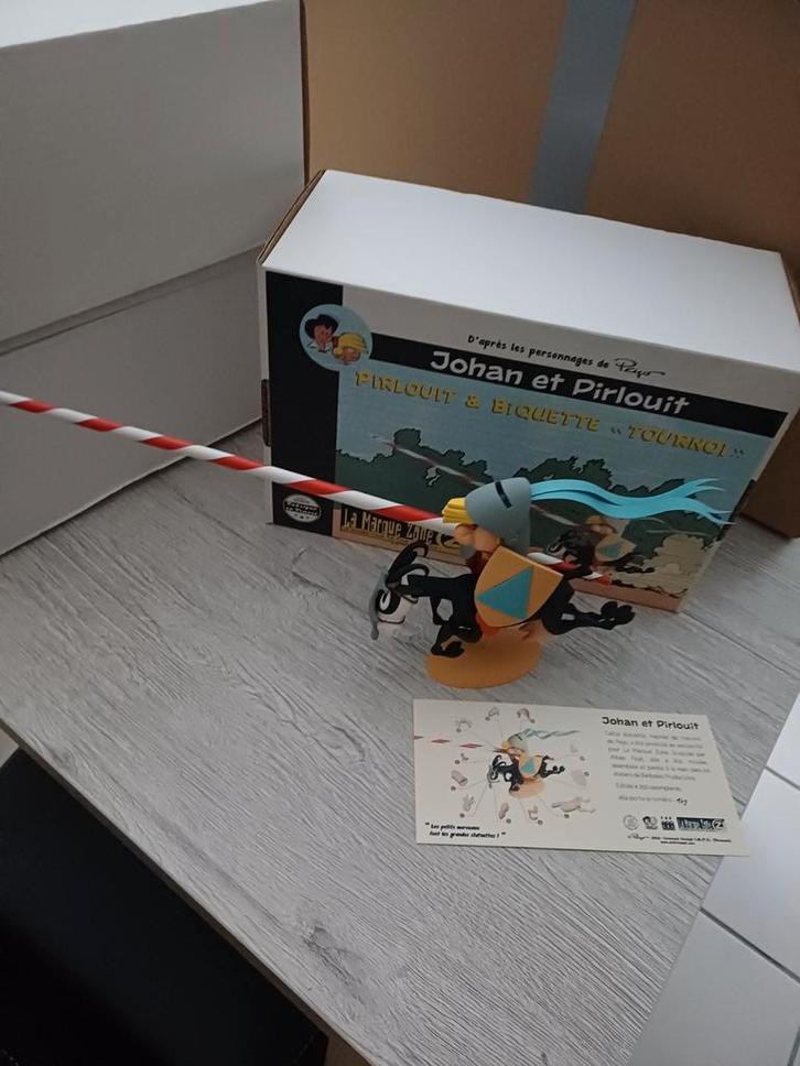 Biquette van Fariboles Pirlouit, Verzamelen, Stripfiguren, Zo goed als nieuw, Beeldje of Figuurtje, Smurfen, Ophalen of Verzenden