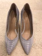 Pompes du 23 mars taille 41, Vêtements | Femmes, Chaussures, Enlèvement ou Envoi, Neuf, Escarpins