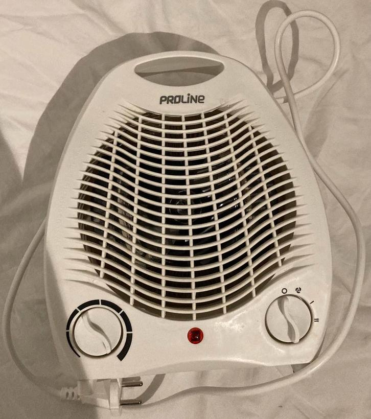 Elektrische en draagbare verwarming + ventilator, Doe-het-zelf en Bouw, Verwarming en Radiatoren, Gebruikt, Overige typen, 800 watt of meer