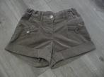 Bruine short in velours maat 134, Kinderen en Baby's, Kinderkleding | Maat 134, Broek, Meisje, Ophalen of Verzenden, Zo goed als nieuw