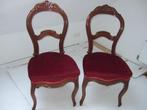 Mahoniehouten stoelen, Ophalen