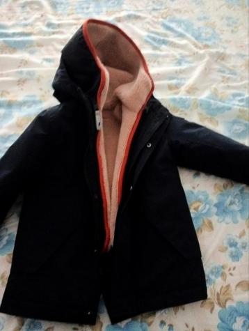 Jas met kap 2 in 1 zomer en winter  beschikbaar voor biedingen