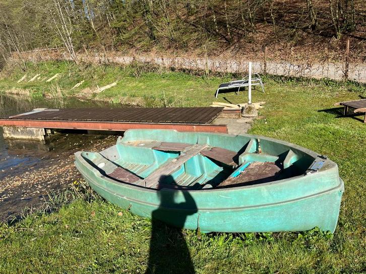 Barque de pêche, Sports nautiques & Bateaux, Bateaux de pêche & à console, Utilisé, 3 à 6 mètres, Sans moteur, Autres matériaux