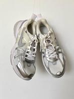 NIKE V2K Run, Kleding | Dames, Sportkleding, Ophalen of Verzenden, Zo goed als nieuw