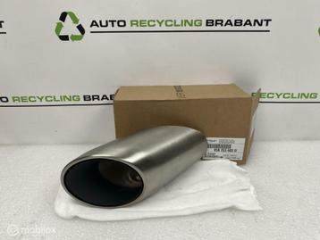 Uitlaat Sierstuk Rechts Porsche Macan NIEUW ORIG 95B253682D beschikbaar voor biedingen