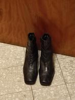 Bottines en cuir pointure 40, Enlèvement ou Envoi, Boots et Botinnes, Porté, Noir