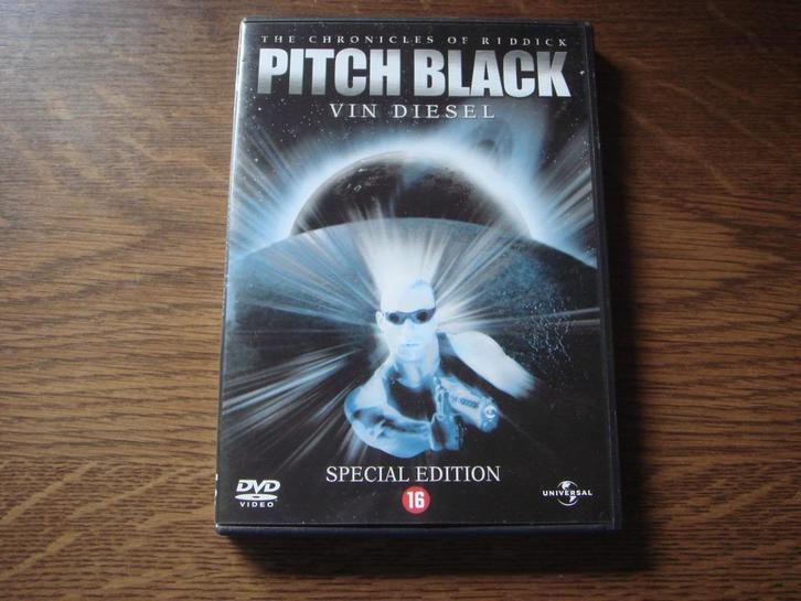 DVD - Pitch black (Vin Diesel), CD & DVD, DVD | Science-Fiction & Fantasy, Enlèvement ou Envoi