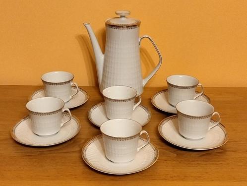 Set van 6 stuks (13) in vintage porselein uit de jaren 50 en, Antiek en Kunst, Antiek | Servies compleet, Ophalen