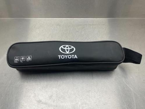 DIVERSEN EHBO kit Toyota RAV4 (A4) (01-2012/09-2019), Auto-onderdelen, Overige Auto-onderdelen, Toyota, Gebruikt