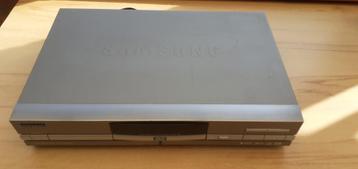 Lecteur DVD Samsung (quasi neuf) disponible aux enchères