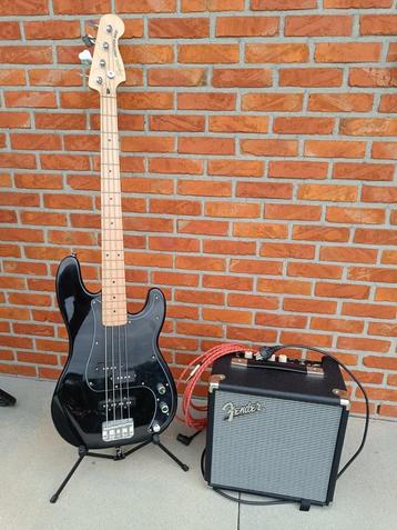Squire by Fender precisiebass + fender versterker, Musique & Instruments, Enlèvement, Comme neuf