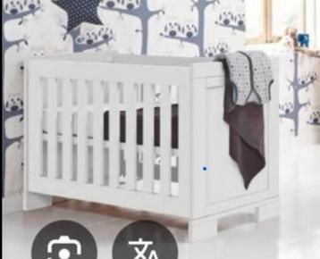 Babybed TWF, Kinderen en Baby's, Kinderkamer | Bedden, Ophalen, Gebruikt, Minder dan 140 cm, Matras
