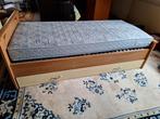 Bed 90 x 200 met lattenbodem, matras en ladenbak onder het b, Tuin en Terras, Ophalen, Gebruikt