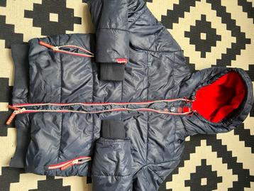Te koop jongens/heren jas Superdry beschikbaar voor biedingen
