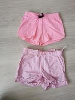 2 roze shortjes maat 104, Kinderen en Baby's, Broek, C&A, Meisje, Ophalen of Verzenden