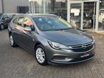 OPEL ASTRA SPORTS TOURER // BENZINE // EURO 6b, Auto's, Euro 6, Parkeersensor, Bedrijf, Dealer onderhouden