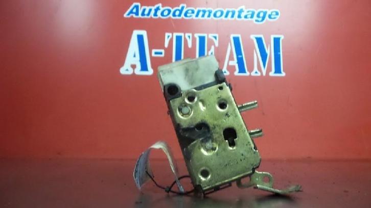 CILINDERSLOT LINKS Fiat Punto I (176) (01-1993/12-2000), Auto-onderdelen, Overige Auto-onderdelen, Fiat, Gebruikt