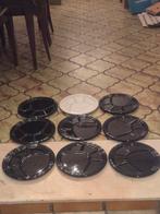 Set van 9 keramische fondueborden in goede staat., Huis en Inrichting, Ophalen, Gebruikt, Keramiek, Bord(en)
