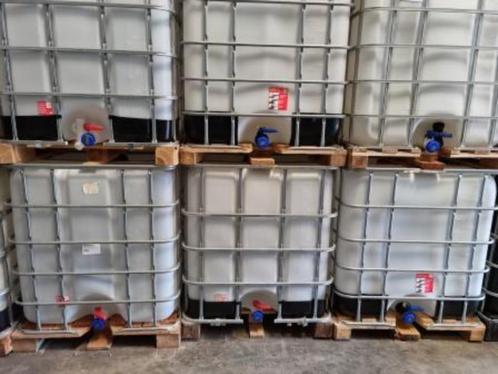 Ibc containers van 1075 L op houten pallets ( Tonnen,vaten ), Tuin en Terras, Regentonnen, Zo goed als nieuw, Kunststof, 150 liter of meer