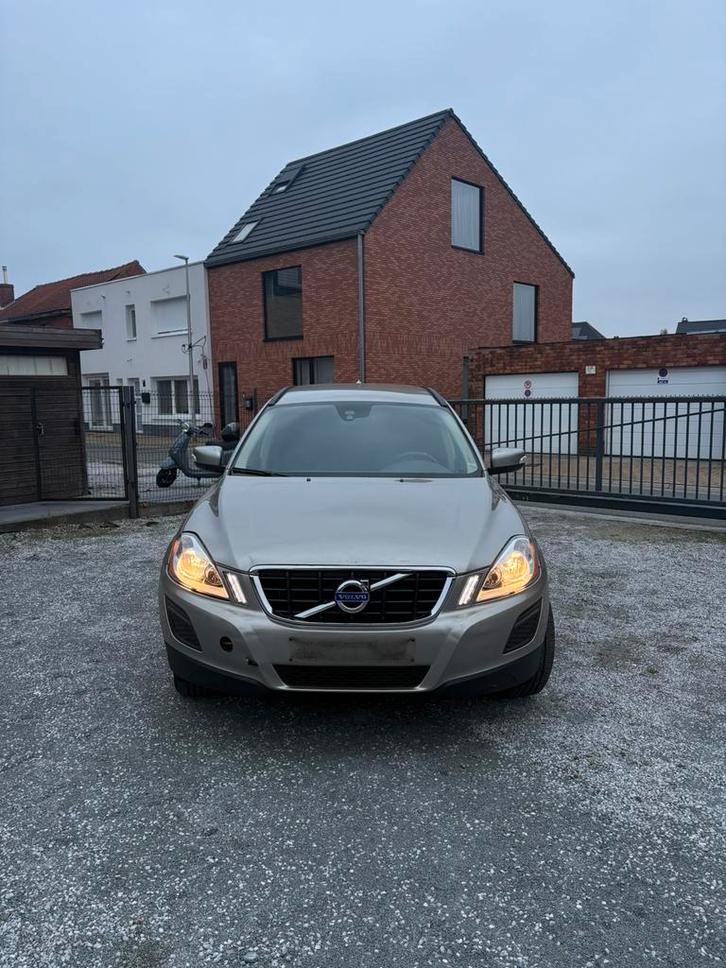 Volvo XC60 2.0 Diesel – 2013 – 83.700 km – 2 airbag defect, Auto's, Volvo, Bedrijf, XC60, Diesel, Handgeschakeld, Leder, Ophalen