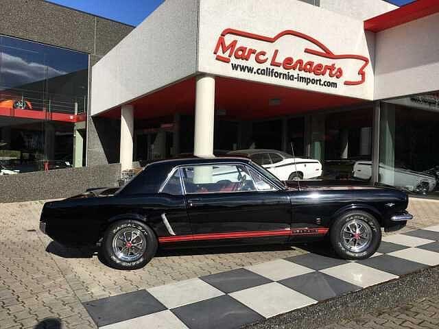 Ford one of the oldest mustang in europe coupe, Auto's, Oldtimers, Particulier, Ford, Benzine, Coupé, Handgeschakeld, Zwart