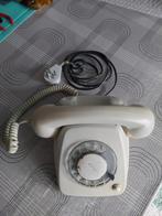 Telefoon grijs met draaischijf, Telecommunicatie, Ophalen of Verzenden, Met draaischijf