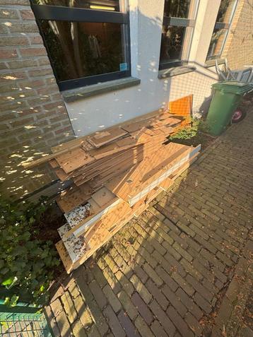 gratis hout, Enlèvement