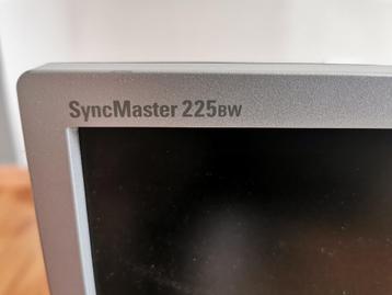 Moniteur PC Samsung SyncMaster 225BW beschikbaar voor biedingen