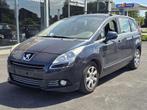 Peugeot 5008 1.6 HDi 114CV * EMBRAYAGE A REMPLACER *, Auto's, Voorwielaandrijving, Euro 5, Stof, Gebruikt