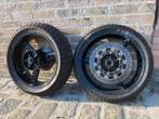 Motowielen R1, Motoren, Ophalen