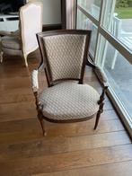 Prachtige vintage armstoel – degelijke antieke kwaliteit, Huis en Inrichting, Stoelen, Ophalen, Hout, Antiek vintage, Zo goed als nieuw