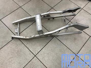 Subframe achter Honda CBR 929 RR 2000 - 2001 Fireblade SC44  beschikbaar voor biedingen