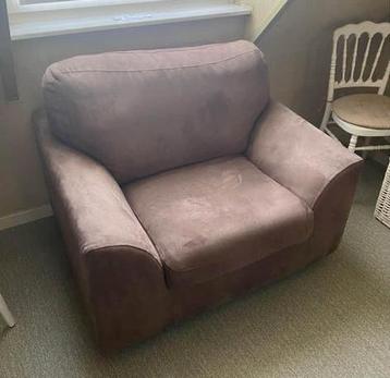 Loveseat beschikbaar voor biedingen