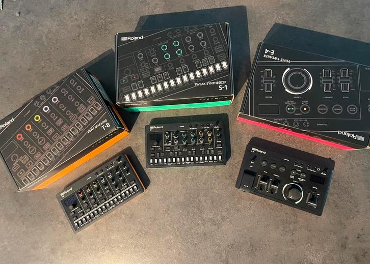 Roland Aira T-8 S-1 E-4 set, Muziek en Instrumenten, Synthesizers, Zo goed als nieuw, Roland, Ophalen of Verzenden