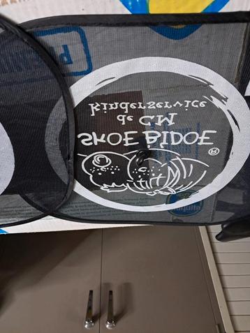 2 skoebidoe/ hand stofzuiger  beschikbaar voor biedingen