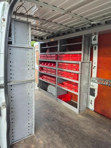 Bedrijfswageninrichting beschikbaar voor biedingen