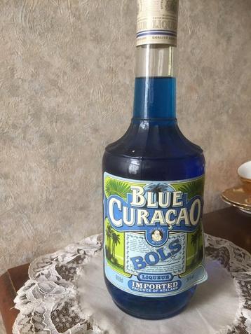Liqueur Blue Curaçao Bols., Enlèvement